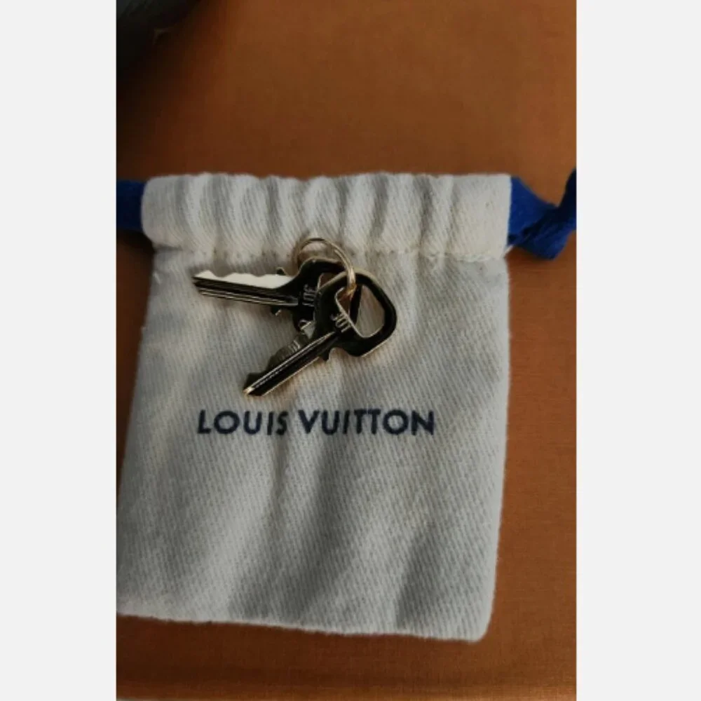 Louis Vuitton Rivoli NV PM Monogram Purse Bag With Tan Accents Authentic - Picture 16 of 16